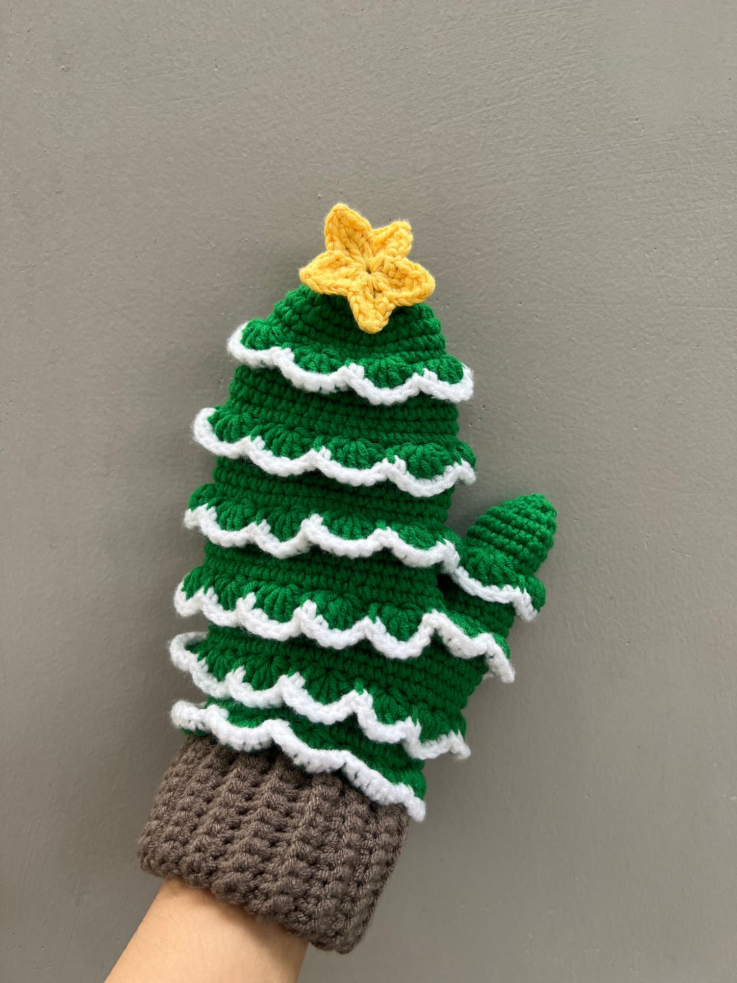 Christmas Tree Mitten